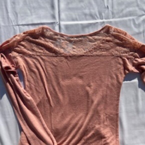 Maurices Pink Size Small Womans Long Sleeved Top With Saying - Picture 2 of 3